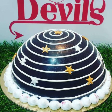 STARLIGHT PINATA CAKE